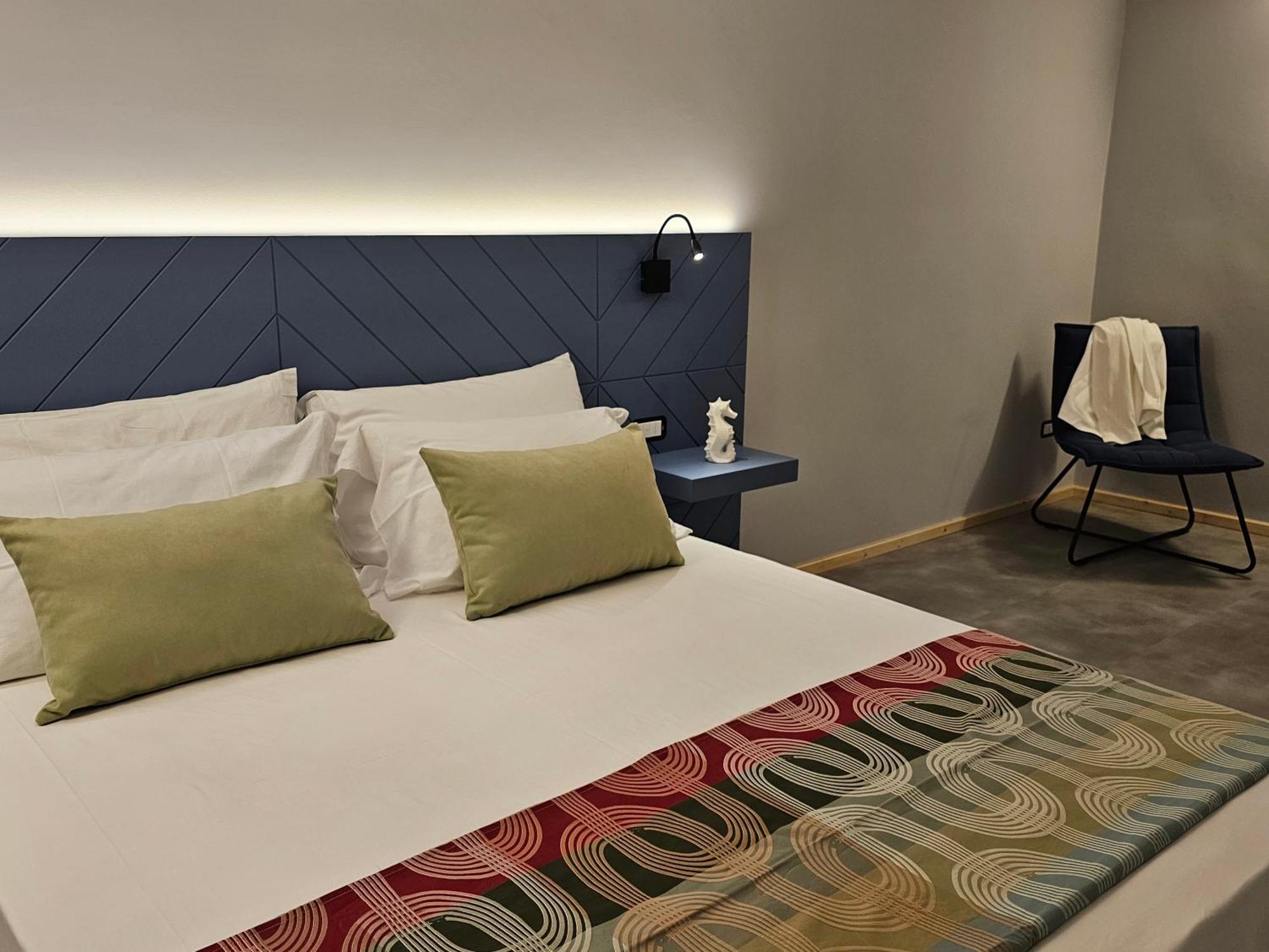 Costiero Elegant Suites B&B กัลลีโปลี ภายนอก รูปภาพ