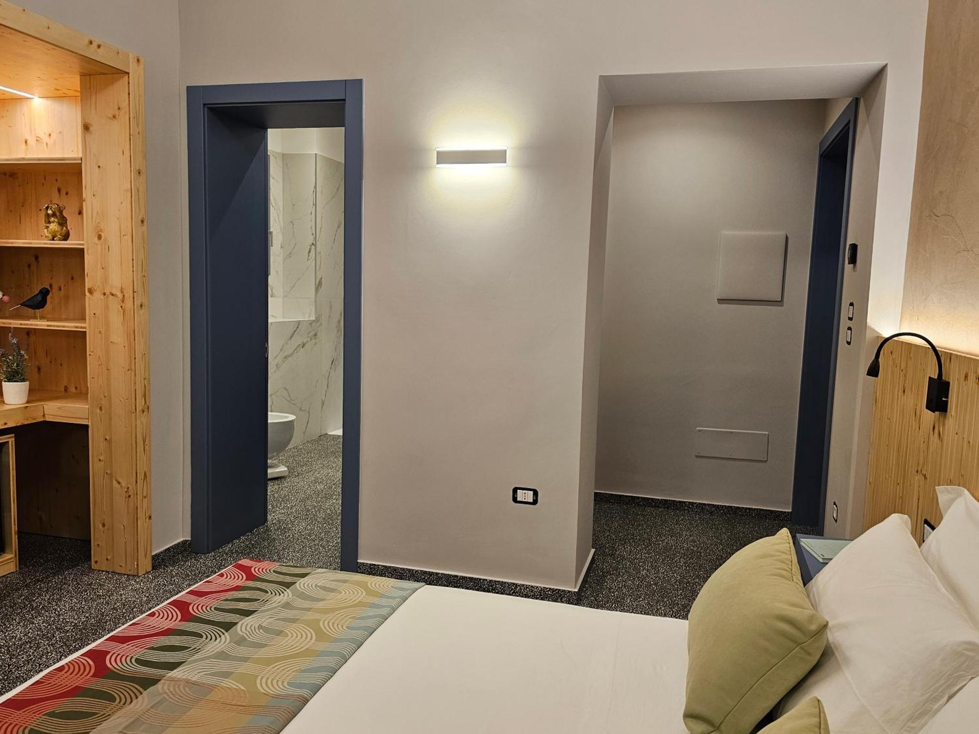 Costiero Elegant Suites B&B กัลลีโปลี ภายนอก รูปภาพ